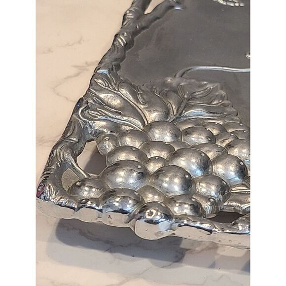 Arthur Court 2002 19" Oblong Serving Tray Vines & Grape Grapevine Footed GUC - Picture 7 of 11